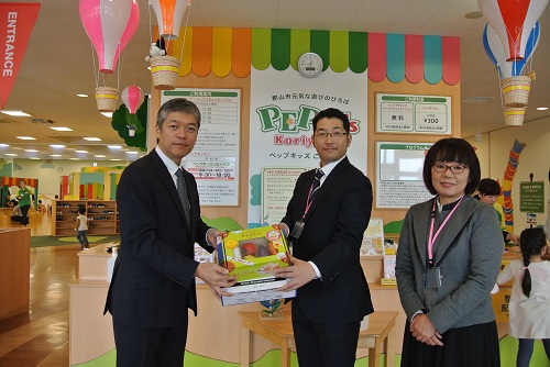 ペップキッズ郡山菊池理事長へ遊具一式寄付