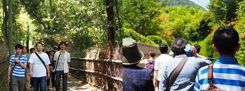 天龍寺へ